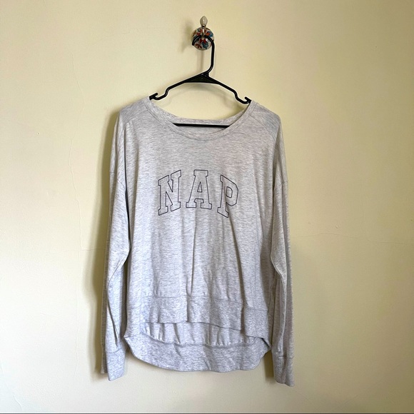 gap nap sweatshirt